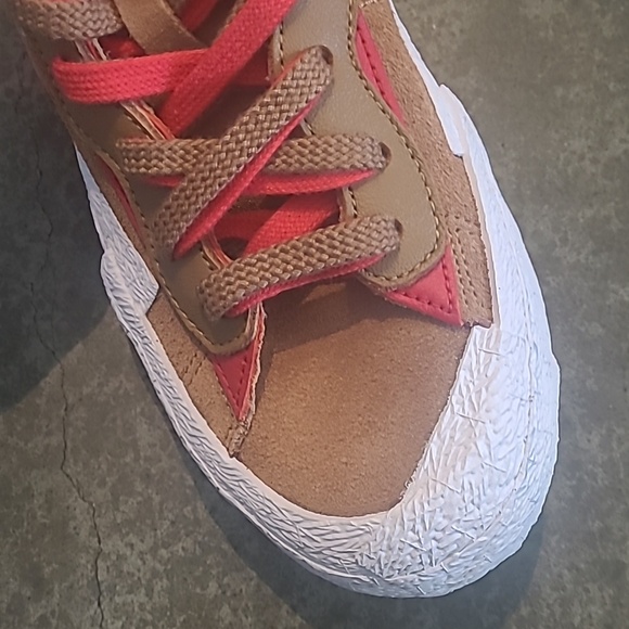 NWOT Nike  Blazer Low Sacai British Tan Sneakers Womens Sz 8.5 - Picture 10 of 12